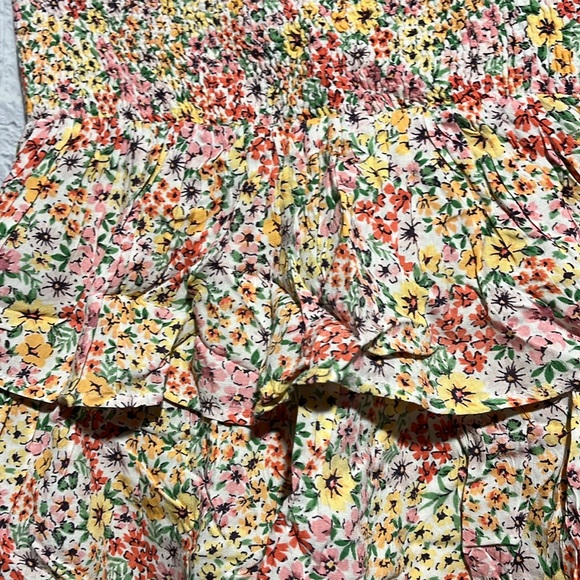 ✨3 for $20✨Vero Moda Skirt Small - Picture 7 of 7